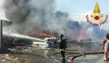 INCENDIO ALLA ZONA INDUSTRIALE, ACCELERARE L'INTESA PER GLI INTERVENTI DI BONIFICA